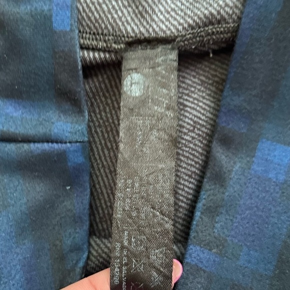 Peloton x WITH Pyramid Color High Waist Crop Capri Leggings in Blue Sz L - Picture 8 of 8